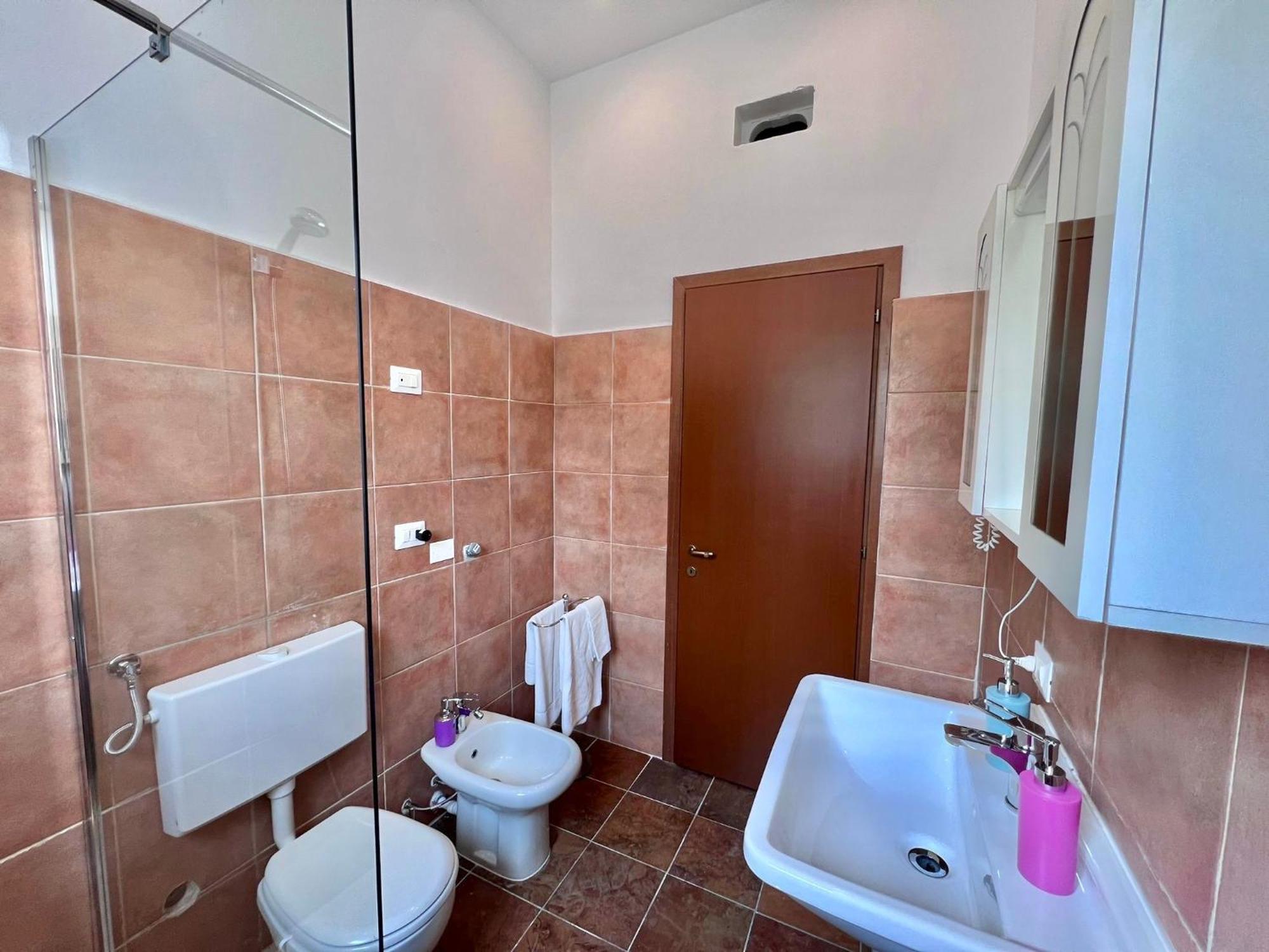 Apt Donati Home, Modernita E Comfort Con Parcheggio Gratuito Privato E Spazio Esterno Privato Cassano dʼAdda Екстериор снимка